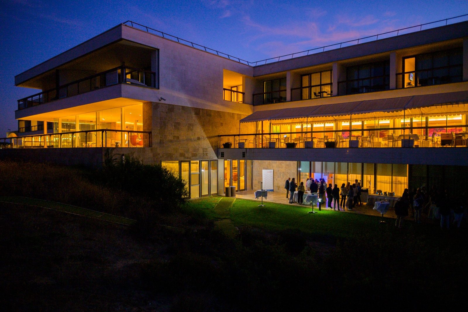 Parador de El Saler al anochecer, sede de la actividad